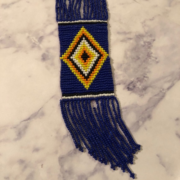 Beaded necklace - Picture 4 of 5